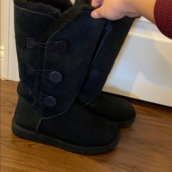 UGG bailey button Triplet boots - Picture 2 of 7